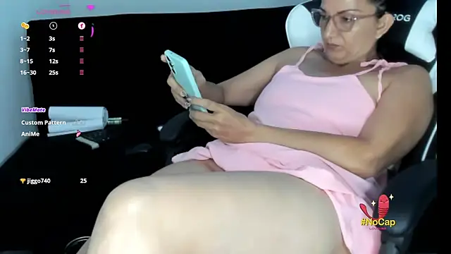 Serenity_Lux: онлайн-секс-чат