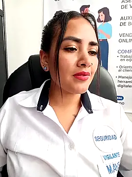 MAYE__13 live XXX chat