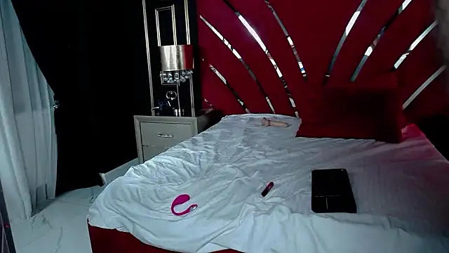 Show modela AmelyaNyx na web-kameri