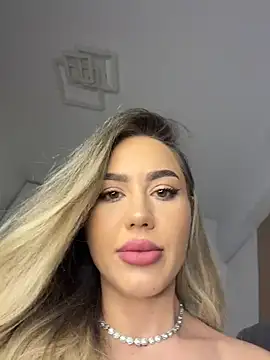 alisa_w Chat XXX live