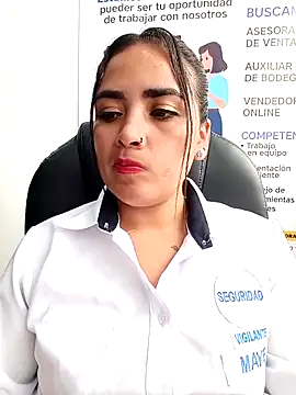 MAYE__13's Live XXX Chat