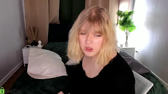 luna_c0ra Chat XXX in diretta