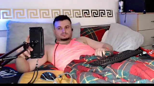 XXX chat uživo modela FuckToyBoy69