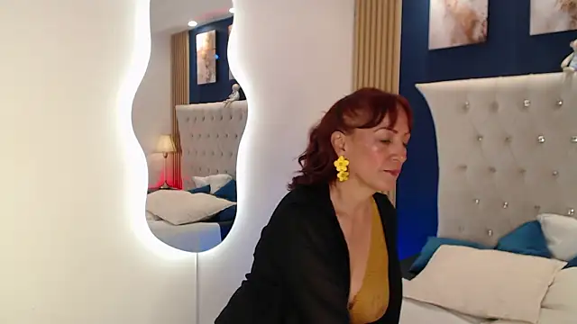 GloryShine live XXX chat