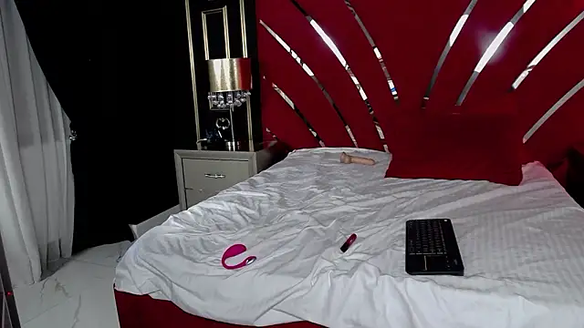 AmelyaNyx: онлайн-секс-чат