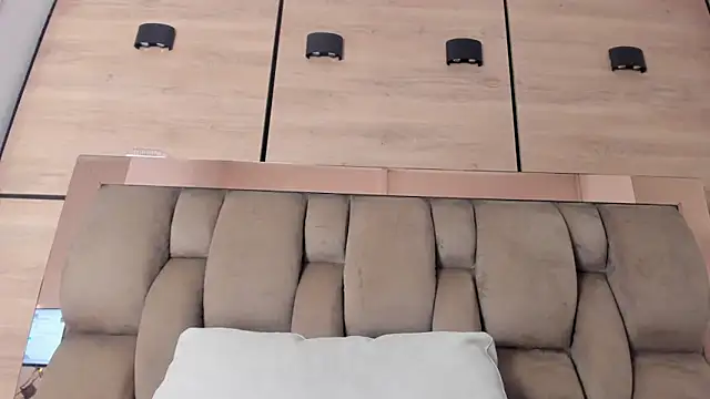 karol_lewiss Obrolan Langsung XXX