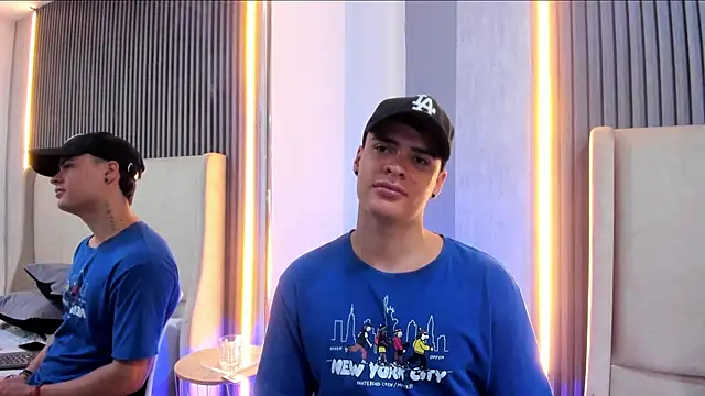 Chat +18 de BenitoSaenz ao vivo