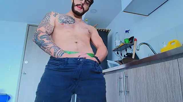 thomas_gun Adlı Modelin Canlı XXX Sohbeti