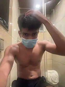 Chatroom XXX en direct de BadBoyTom78