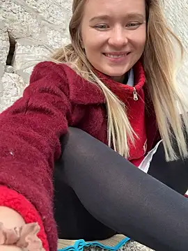 Weettyy Chat XXX in diretta