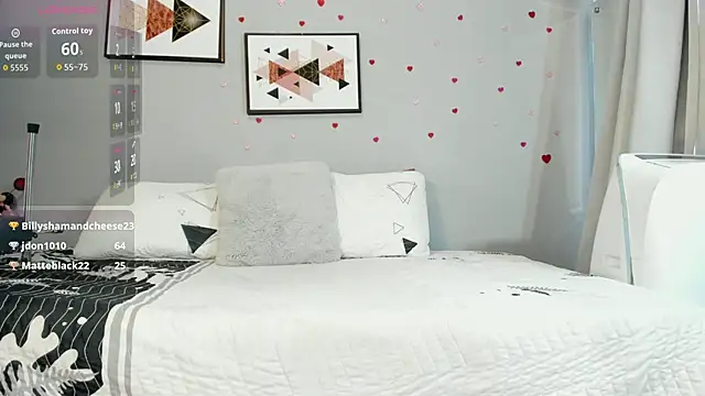 PauleteW10 Adlı Modelin Canlı XXX Sohbeti