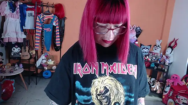 แชท XXX สดของ MissMiia2