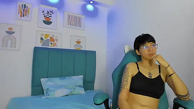 Živý XXX chat ivyheat3