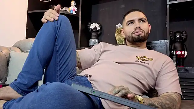 matteosantosのライブXXXチャット