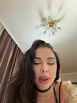 Онлайн чат XXX StripBianka