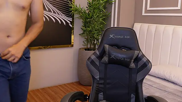 Chat XXX en directo de Ethan_occonor