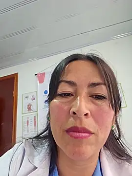 Chat XXX en directo de JustSamantha_