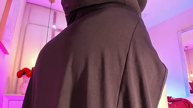 แชท XXX สดของ elizavenus