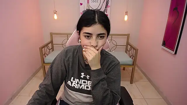 Chatroom XXX en direct de Adri_gomez_x