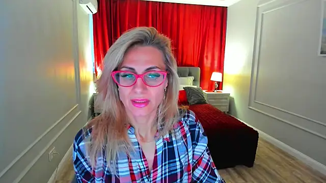 MuseOfStage live XXX chat