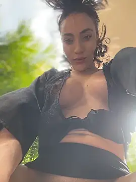 دردشة SweetieSinXXX الجنسية المباشرة