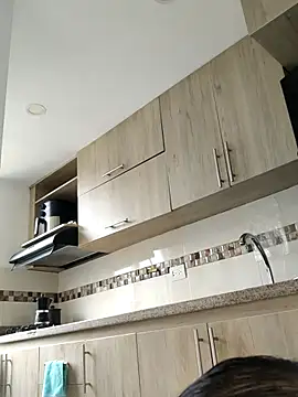 Lia_Hurley লাইভ XXX চ্যাট