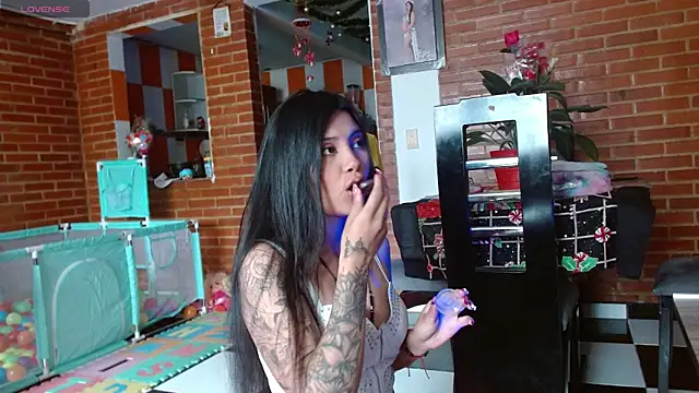 Lia_rouse04 Live XXX-Chat