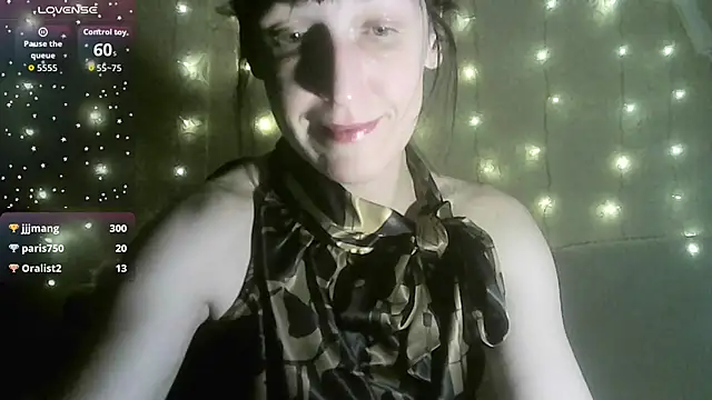 MarieODahliaS Adlı Modelin Canlı XXX Sohbeti