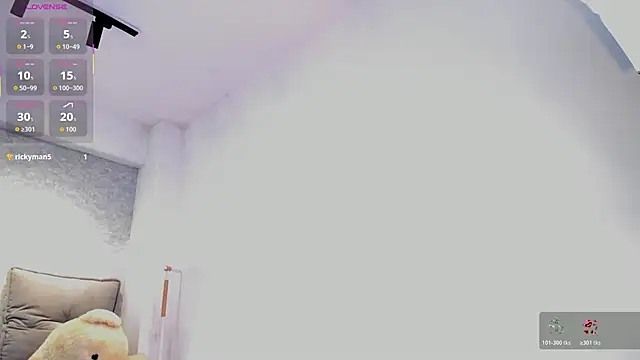 Chat XXX en directo de lily_cash1