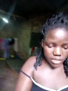 holygrail001 élő XXX-chatje