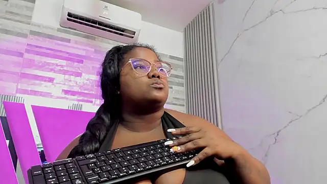 RenataFoxter live XXX chat