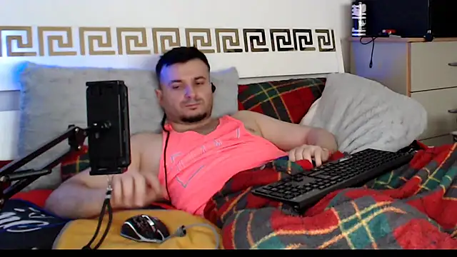 FuckToyBoy69 现场XXX聊天