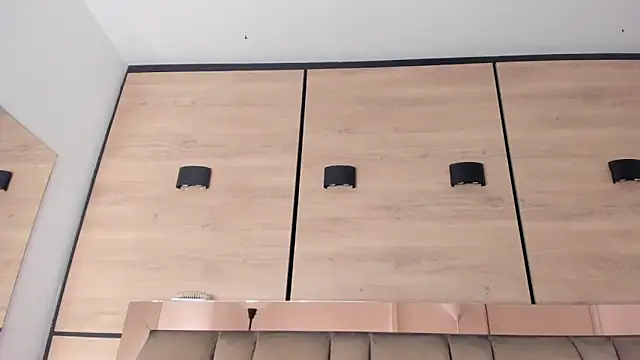 karol_lewiss élő XXX-chatje