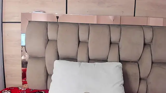 Chat XXX Live karol_lewiss