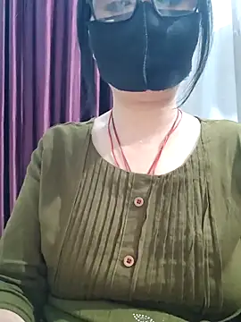 Aishwaryaa_69 Chat XXX live