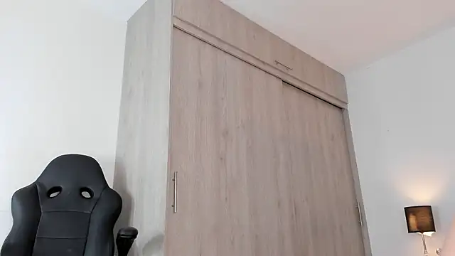 Enya_1 现场XXX聊天