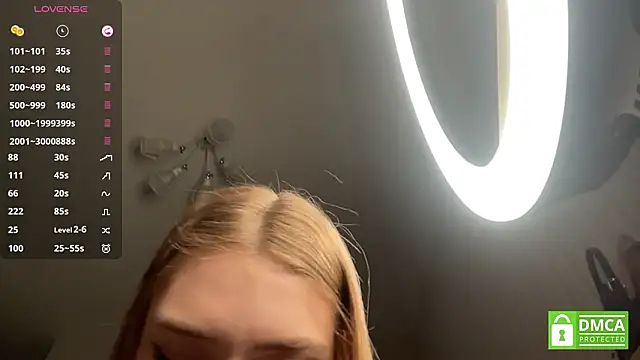 AveryBerkson 现场XXX聊天