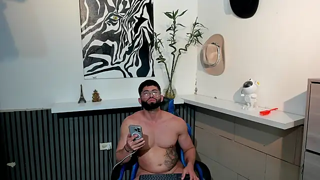 BENEDIICK Live XXX-Chat