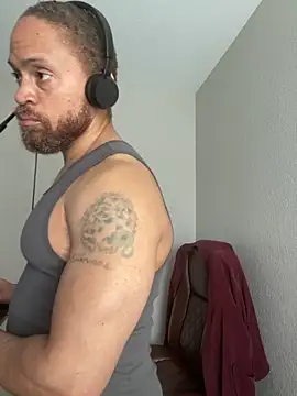 Chat +18 de Fathero1time ao vivo