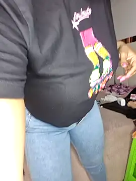 XXX chat uživo modela karla-bruni