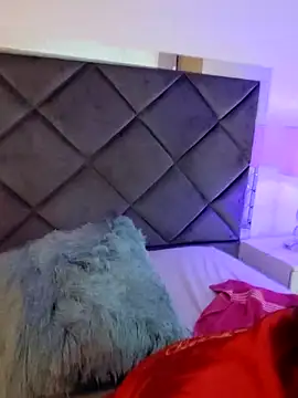 AlmaRios 现场XXX聊天