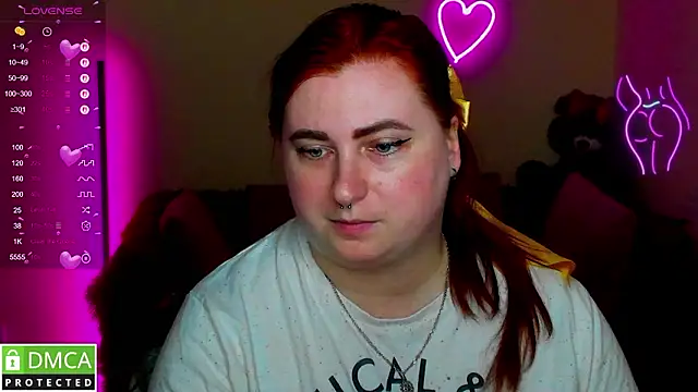 Alicia_love00 élő XXX-chatje