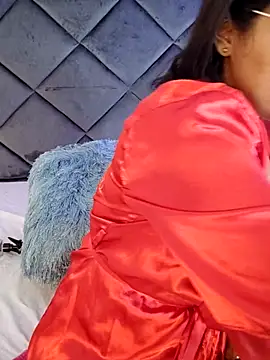 AlmaRios 现场XXX聊天