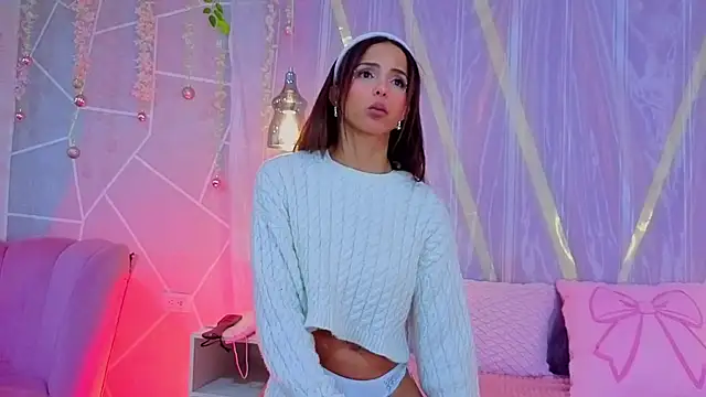 EmmyCortez: онлайн-секс-чат