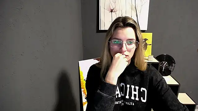 Chat +18 de lady_olivia_ ao vivo