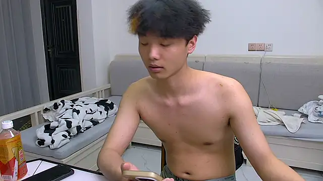 icecream-002 在線直播表演