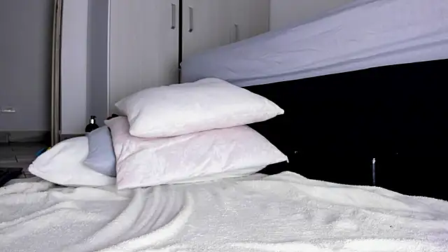 Онлайн чат XXX Skarleth69