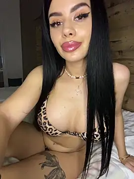 Ameliablack_1 Adlı Modelin Canlı XXX Sohbeti