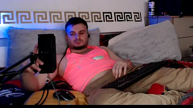 Show modela FuckToyBoy69 na web-kameri