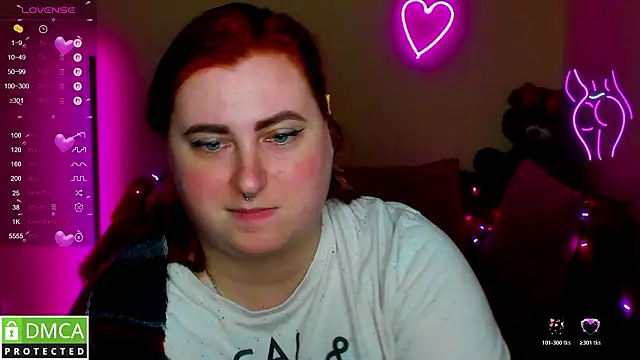 Chat +18 de Alicia_love00 ao vivo